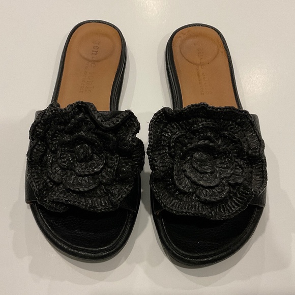 GENTLE SOLES by Kenneth Cole Lucy Platform Slide Crochet Flower Black Size 8.5 - Picture 2 of 9